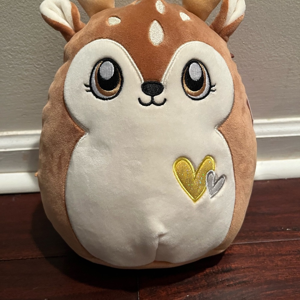 Dawn the Deer Valentines Edition Squishmallow